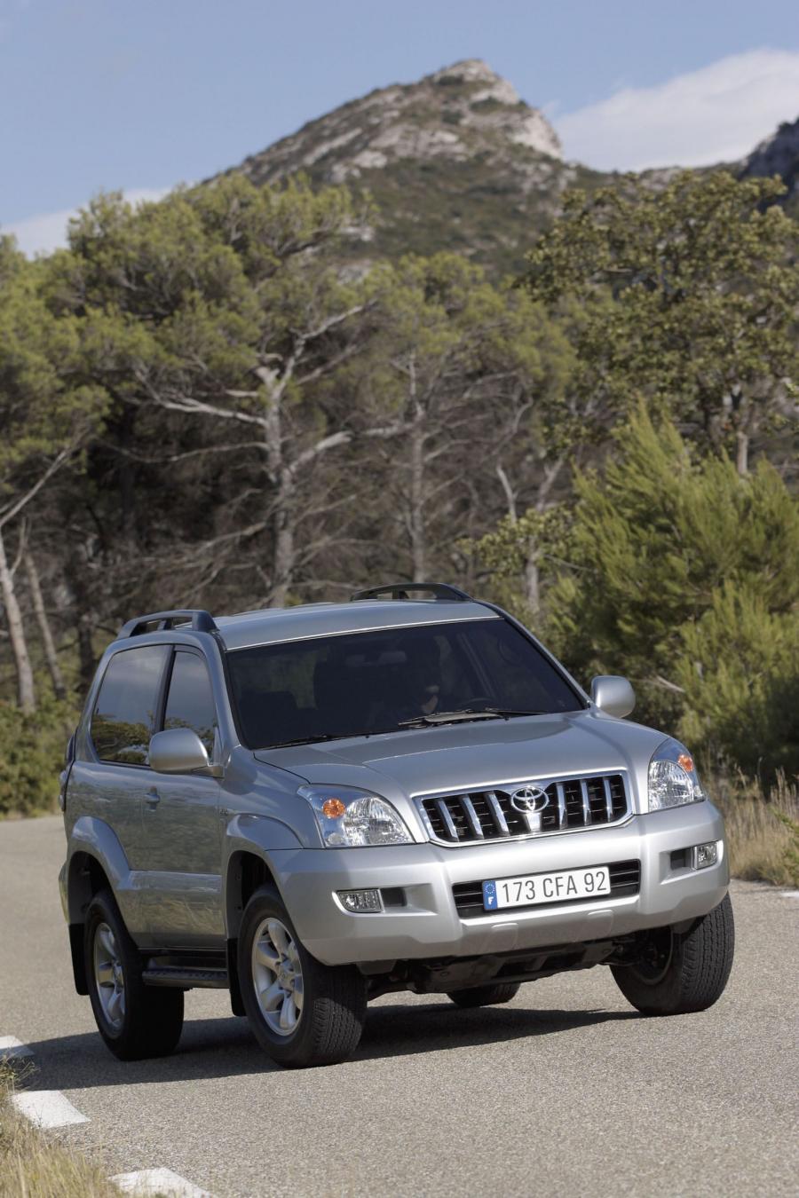  Toyota Land Cruiser 2003 года  (фото 126 из 192)